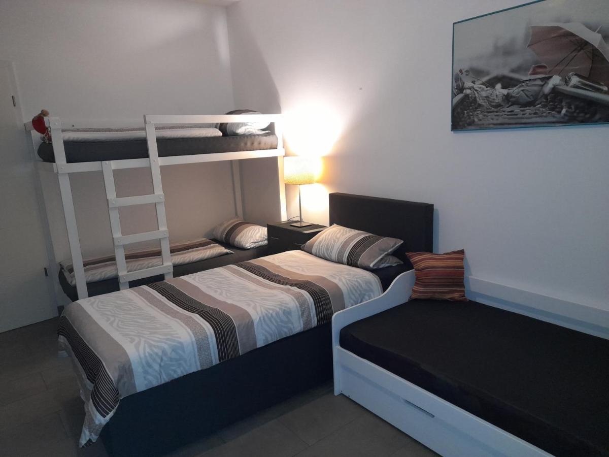 Berlin - Schoenefeld Gruene Wohnung Kültér fotó